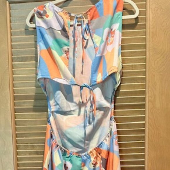 NWOT ASTR the Label High Neck Open Back Midi Dress - Orange blue multi - Size L - Picture 7 of 10